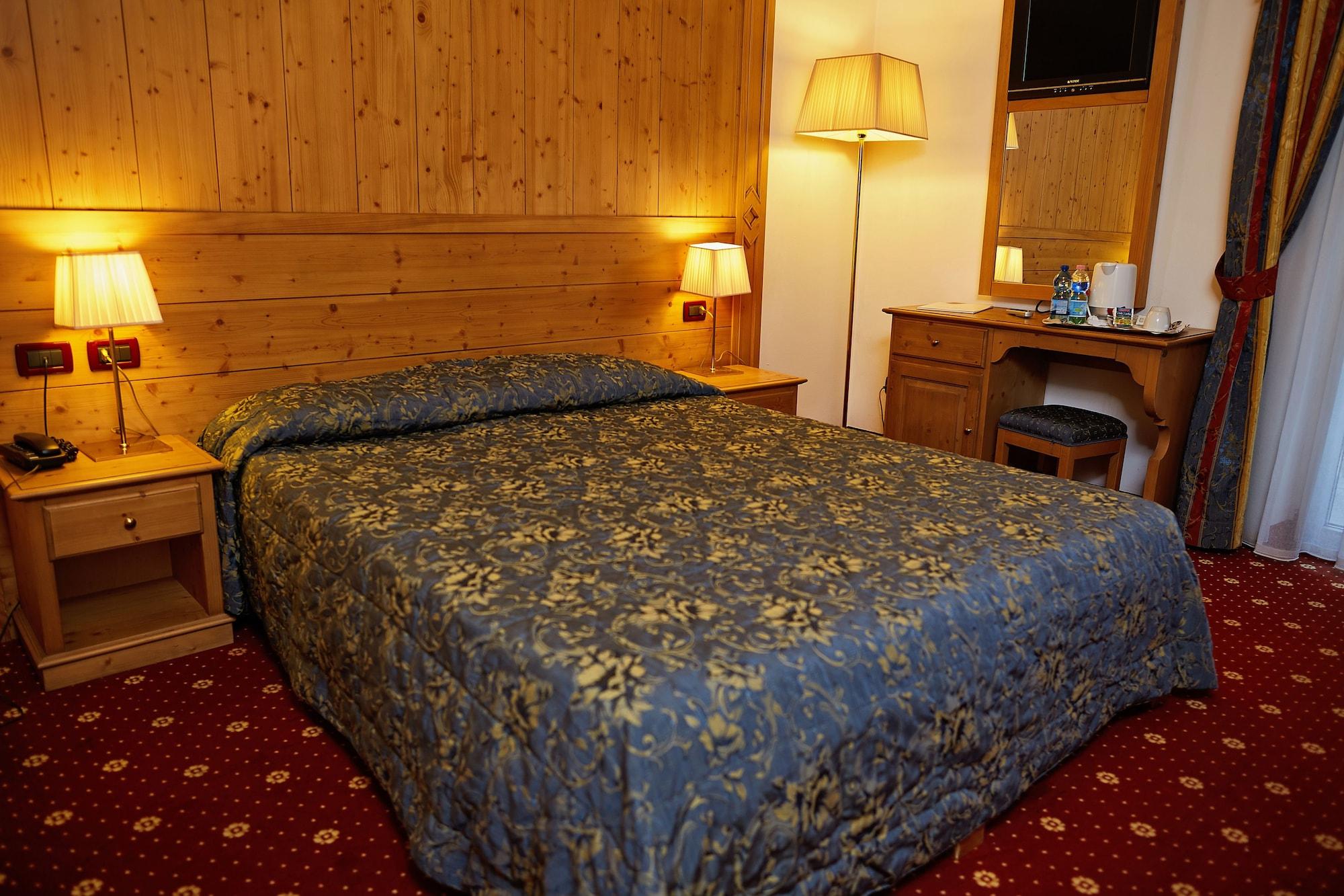 Gh Hotel Monzoni Pozza di Fassa Extérieur photo