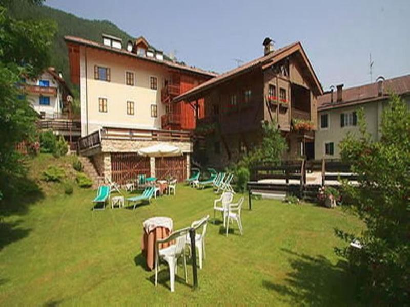 Gh Hotel Monzoni Pozza di Fassa Extérieur photo