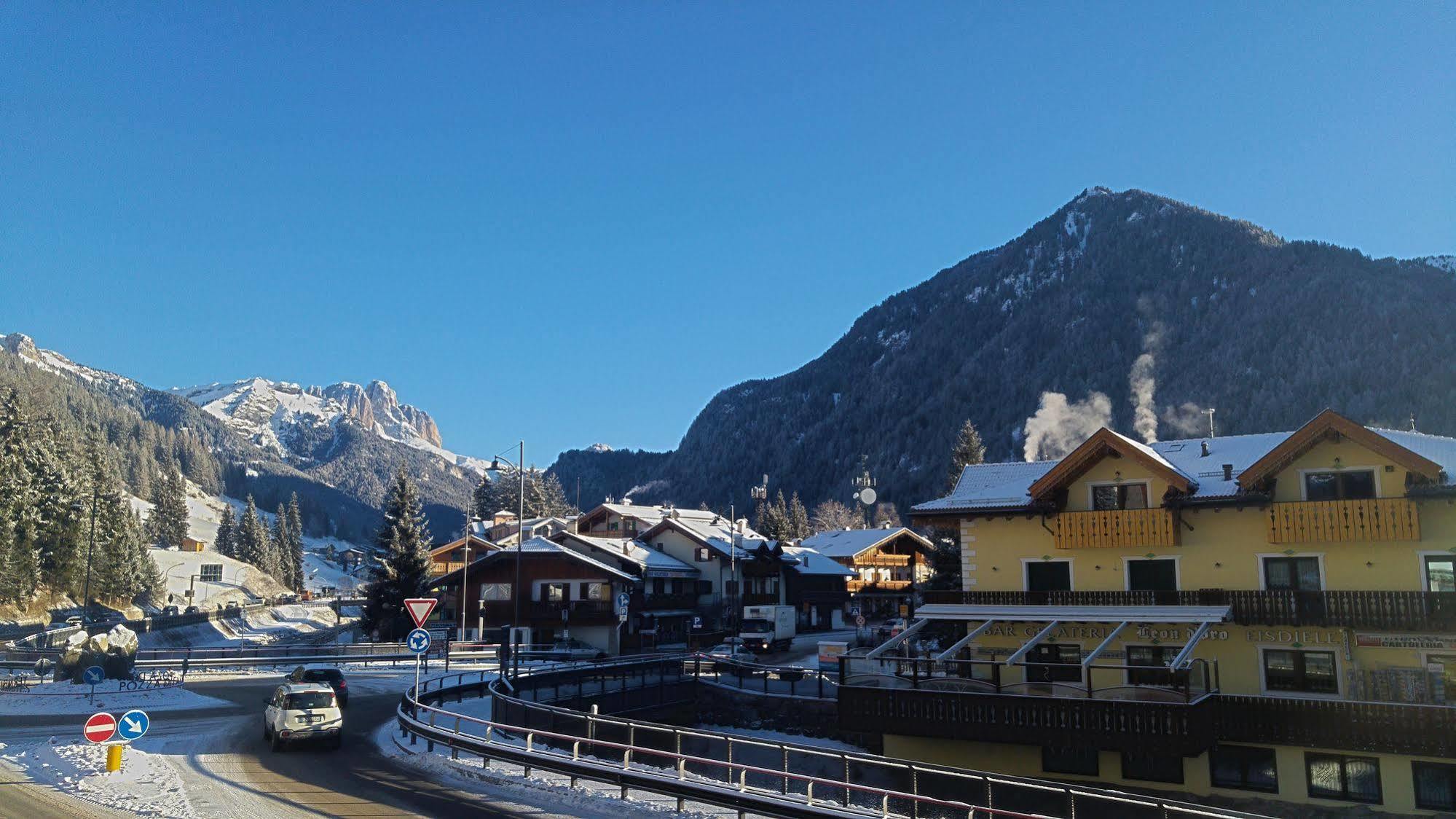Gh Hotel Monzoni Pozza di Fassa Extérieur photo